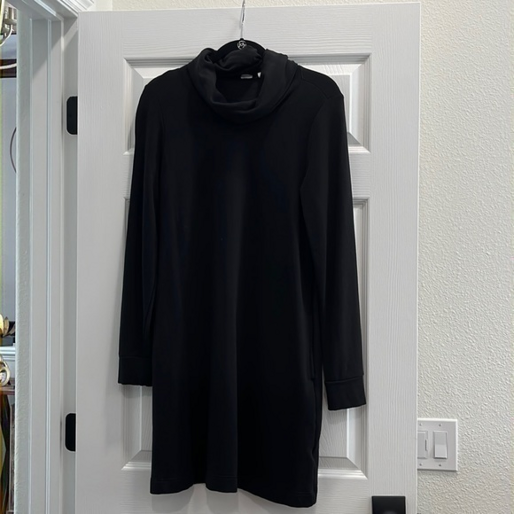 Gap turtleneck dress with pockets‎ and banded sleeves